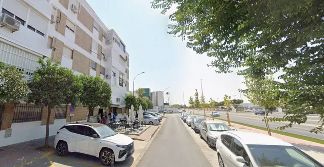 Venta piso en Dos Hermanas (Sevilla) — 2