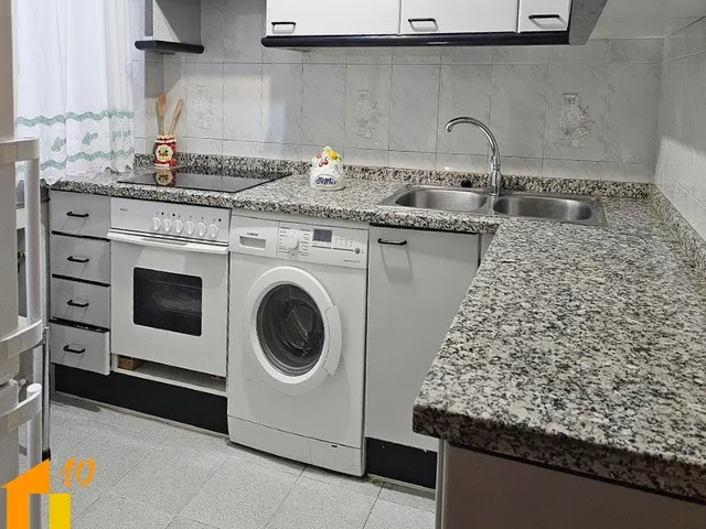 Piso 4 habitaciones 104m² en venta - Avda. del Cid — 22