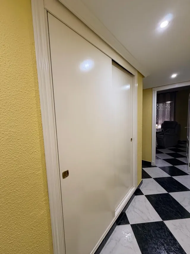 Piso 5 habitaciones 196m² en venta - Valdepasillas — 23