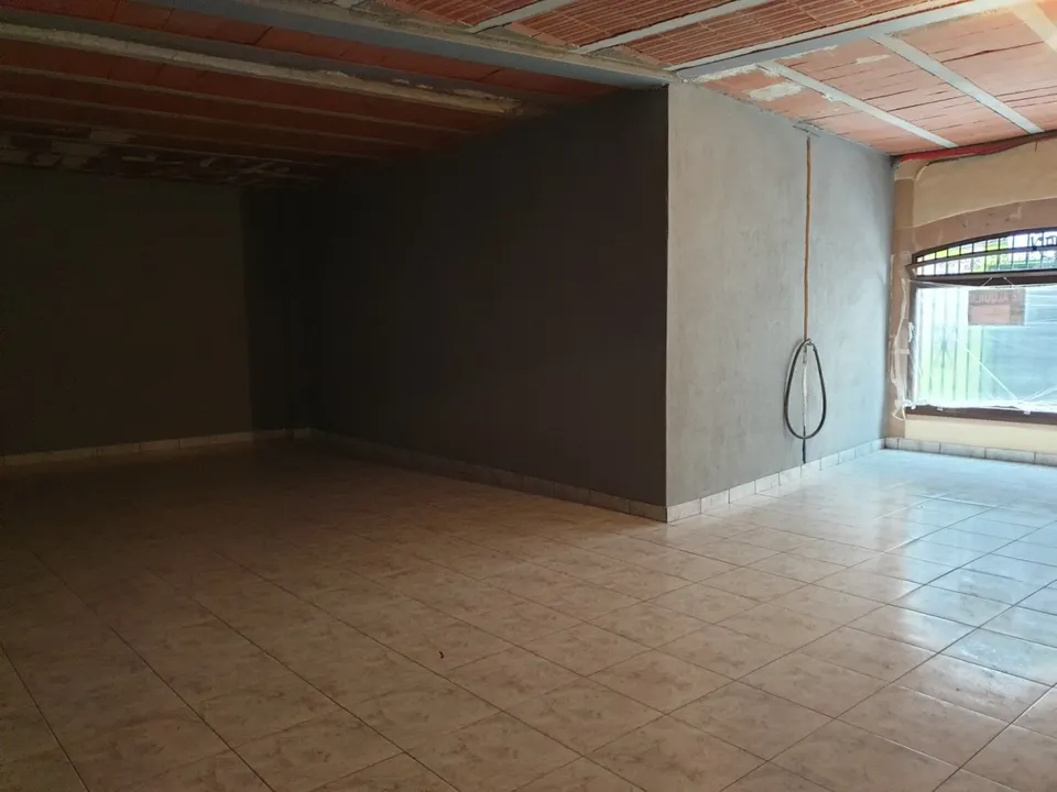 LOCAL TERMINADO