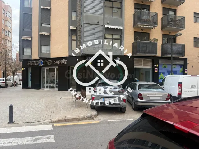 Local Comercial Esquinero en Benimaclet - foto 2