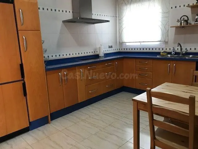 🏡 ¡Tu nuevo hogar en Cantillana te espera! Casa adosada en v - foto 5