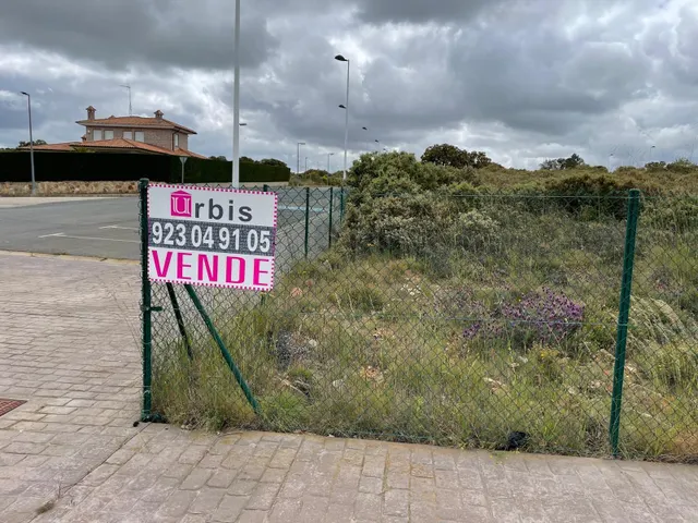 Urbis te ofrece una parcela en venta en Buenavista, Salamanca. — 6