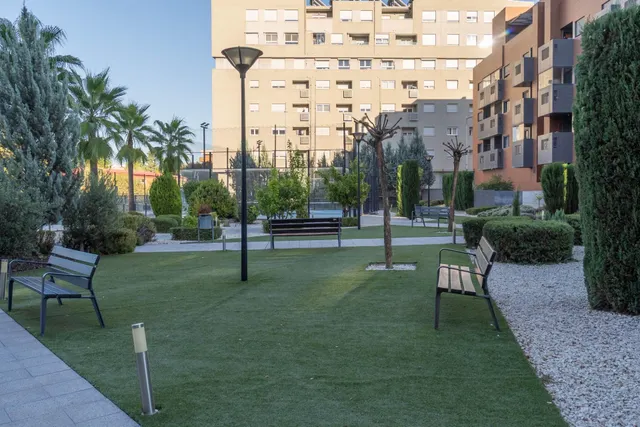 Moderno Apartamento Nuevo en el Campus de la Salud - Granada — 34