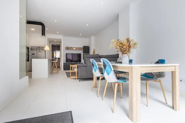 Espectacular bajo vivienda con reforma de diseño en A Coruña - foto 2