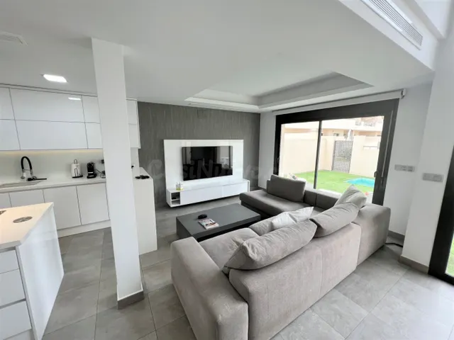 Pareado 3 habitaciones en venta - Los Dolses — 4