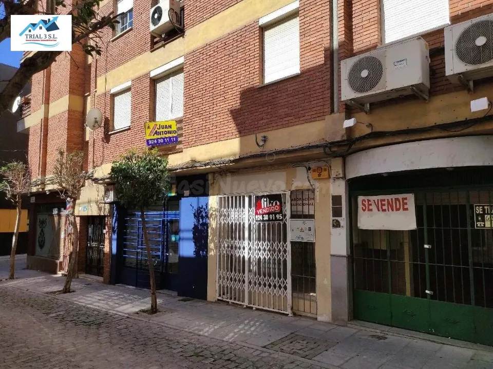 Venta local comercial en Mérida (Badajoz)