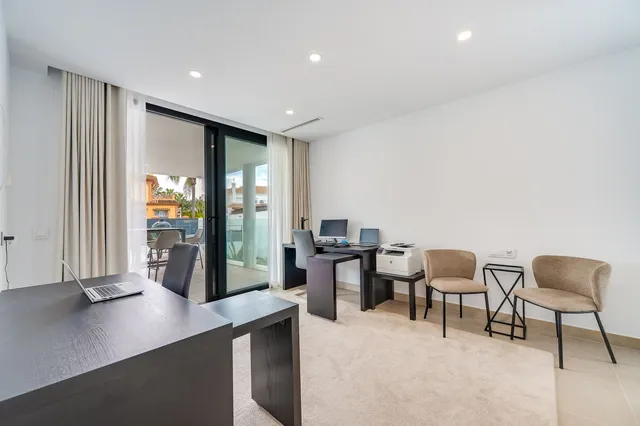 Chalet 5 habitaciones 642m² en venta - Marbella — 23