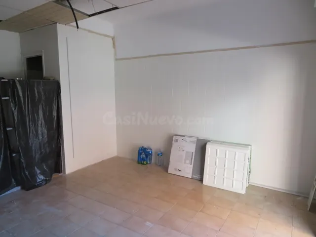 LOCAL DE 20M2 EN LA ZONA DE LAS PLANAS - foto 3