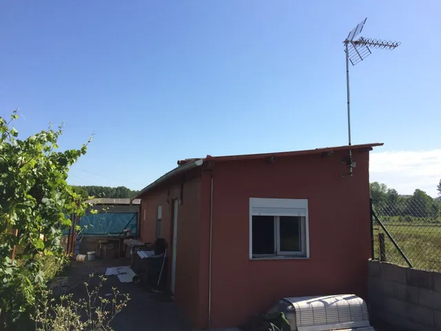 CASA FIN DE SEMANA CON TERRENO — 8