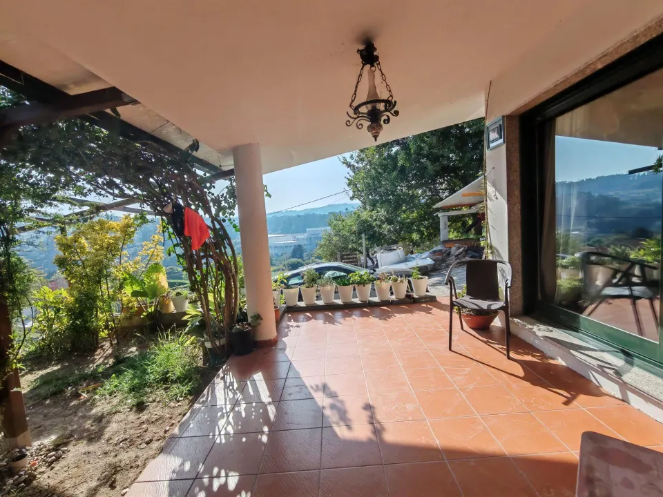 Chalet independiente con piscina en Mos