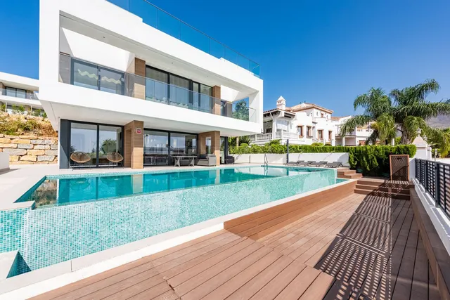 Chalet 3 habitaciones 220m² en venta - Costa Del Sol - foto 2