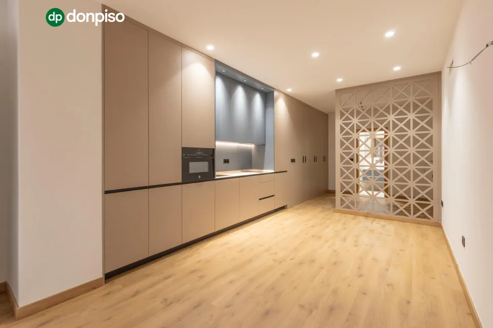 MODERNO ESTUDIO TIPO LOFT EN URBANIZACIÓN VILLA PINEDA - ZONA VILLAREJO