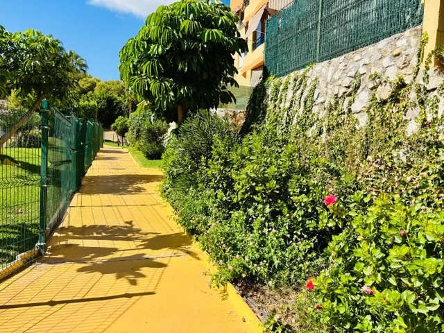 Estupendo piso 4 dormitorios planta baja con grandes terrazas en pinillo (Torremolinos) — 45