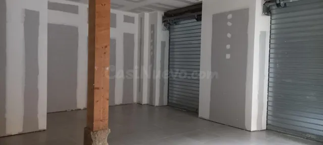 LOCAL COMERCIAL EN CALLE MOLINOS - foto 4