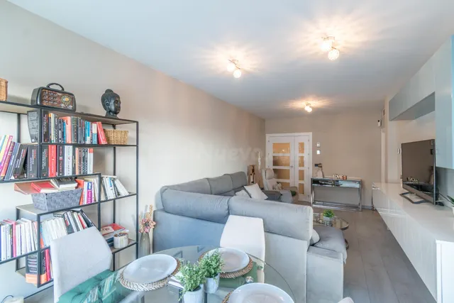 Exclusiva vivienda en Residencial Nevada — Urbanización de lujo junto al Centro Comercial Nevada — 4