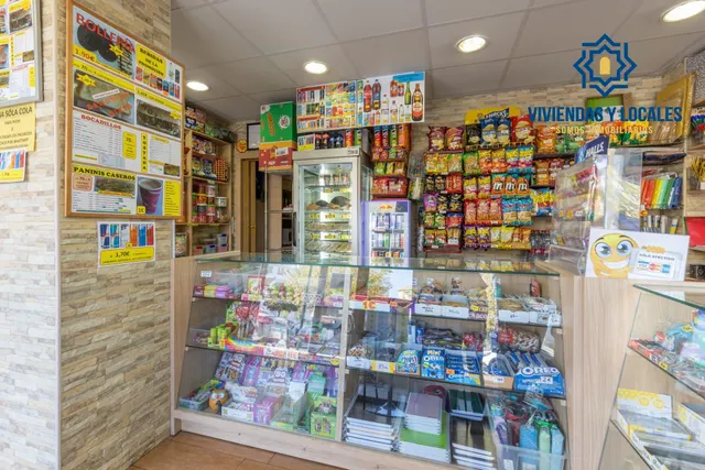 Local en venta junto al instituto Zaidín Vergeles – Listo para empezar tu negocio — 7