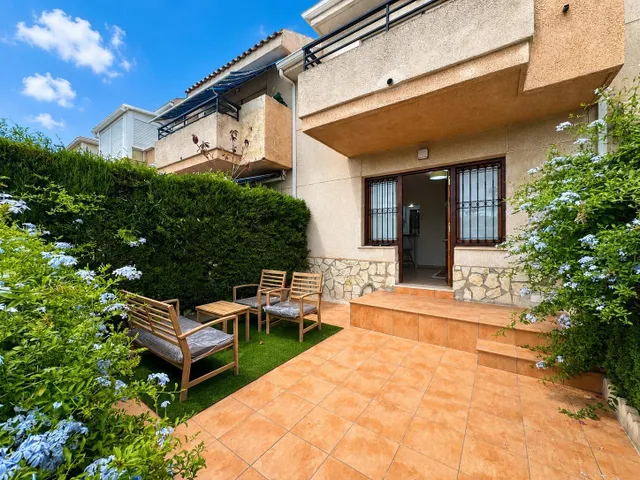 Bungalow en Playa San Juan de Alicante zona [Nou Nazareth] — 26