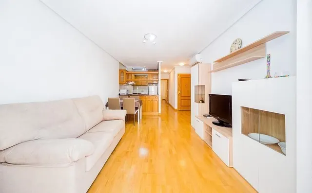 Apartamento 2 habitaciones 74m² en venta - Estacion de autobuses — 17