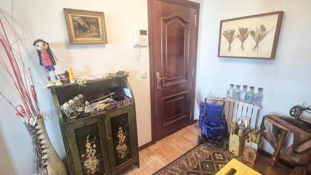 PISO VENTA SALAMANCA. Urbis te ofrece un piso en venta en la zona de Capuchinos-Glorieta-Ciudad Jardín, Salamanca. — 27