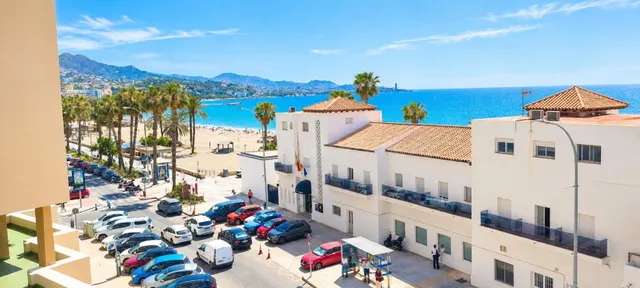 Oportunidad única en primera línea de playa – Paseo de la Farola, La Malagueta (Málaga) — 2