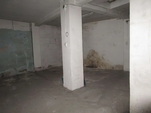 Urbis te ofrece un local comercial en zona Labradores, Salamanca. — 3