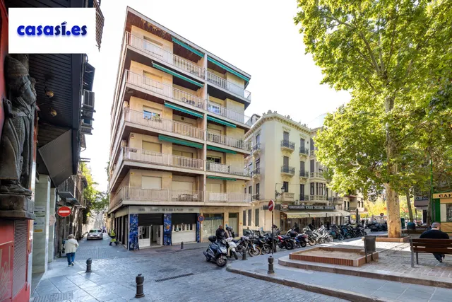 ✨ EXCLUSIVA VIVIENDA REFORMADA EN PLAZA MARIANA PINEDA — 10