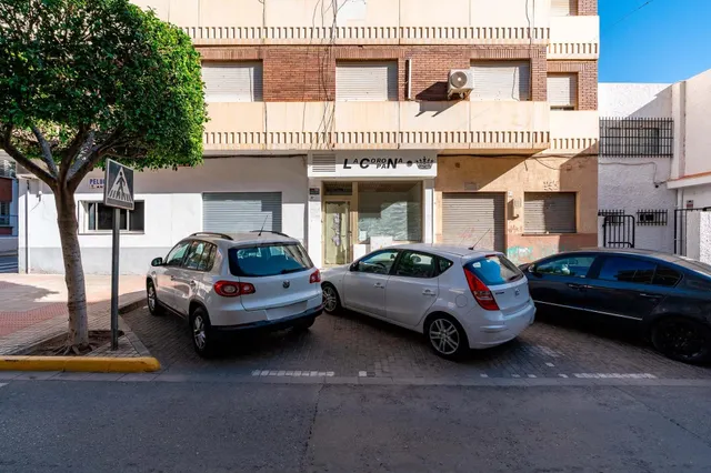 ¡ES HORA DE TENER TU PROPIO LOCAL COMERCIAL! A PIE DE CALLE 