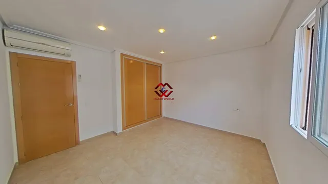 Dúplex reformado a 200 m del mar en Santiago de la ribera — 40