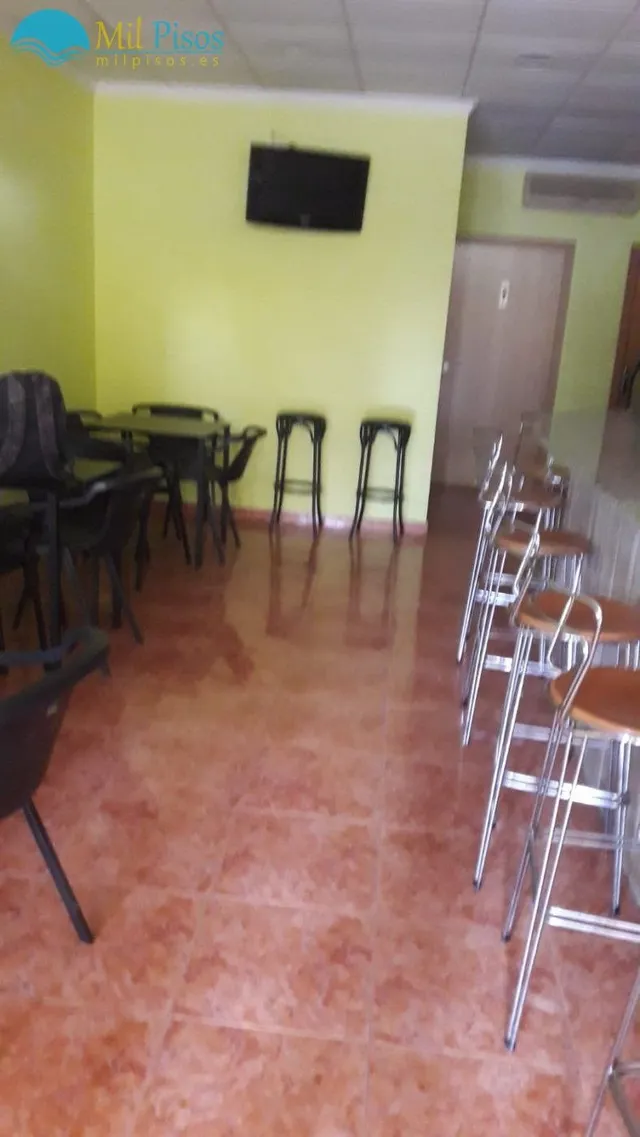 Bar en Benidorm con terraza — 13