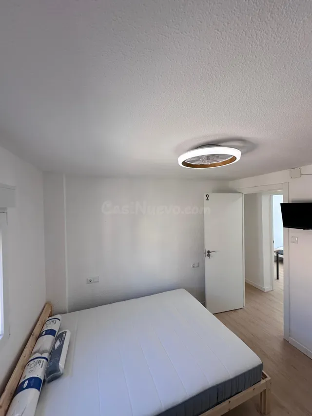 SE ALQUILA PISO POR habitaciones PARA ESTUDIANTES - foto 5
