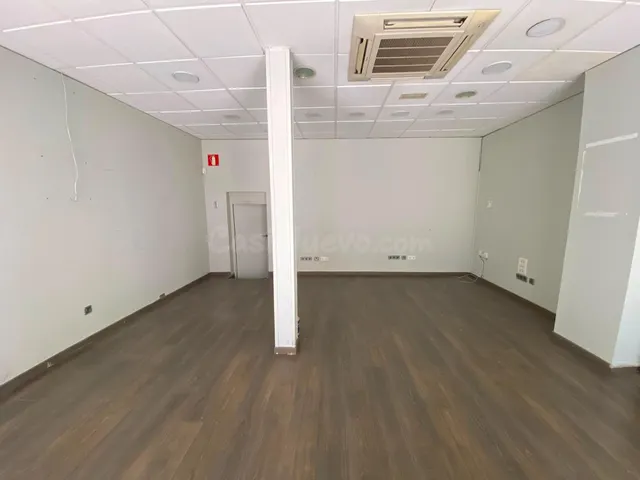 ALQUILER LOCAL COMERCIAL EN IGUALADA CENTRO - foto 2