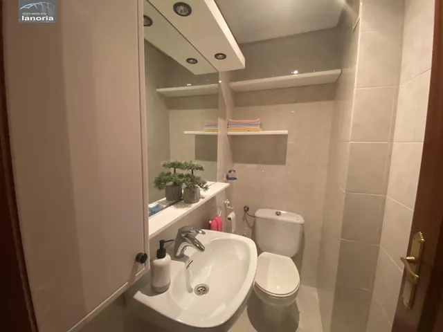 Grupo la Noria VENDE amplio piso SIN ascensor. 4 hab, 2 Baños. Completamente AMUEBLADO y EQUIPADO. — 19