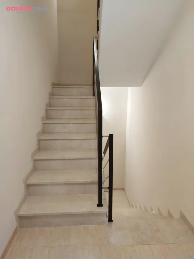 PRECIOSA CASA EN EL CARPIO!! — 9