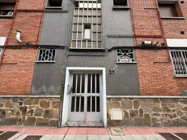 Apartamento 2 habitaciones 56m² en venta - Sta.Marina - Polí