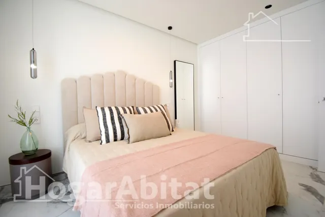 CHALET NUEVO CON PISCINA, GARAJE Y TERRAZA — 31