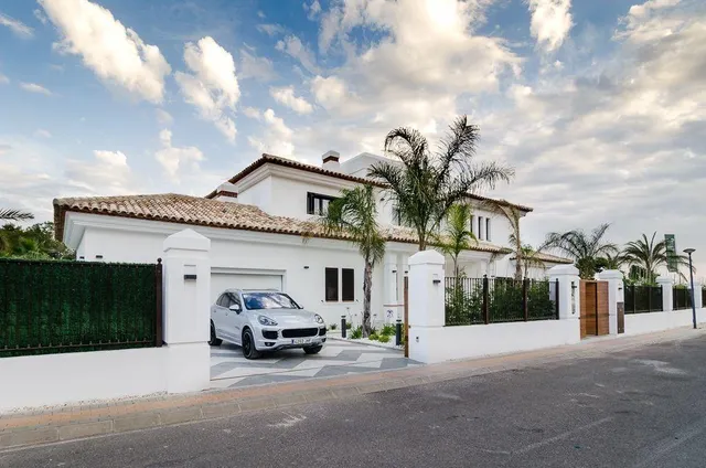 Villa en Sierra Cortina (cl) — 7