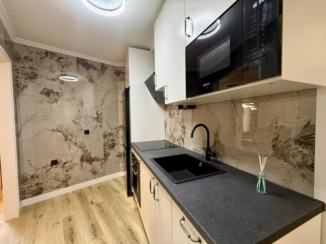 Apartamento reformado de 2 dormitorios a 240 m de la playa — 14