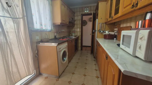 Casa con nave — 13
