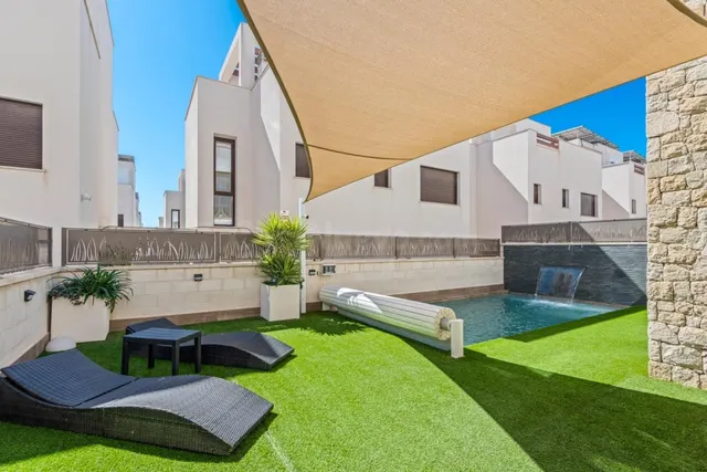 Vivienda moderna con piscina privada en Ciudad Quesada - foto 2