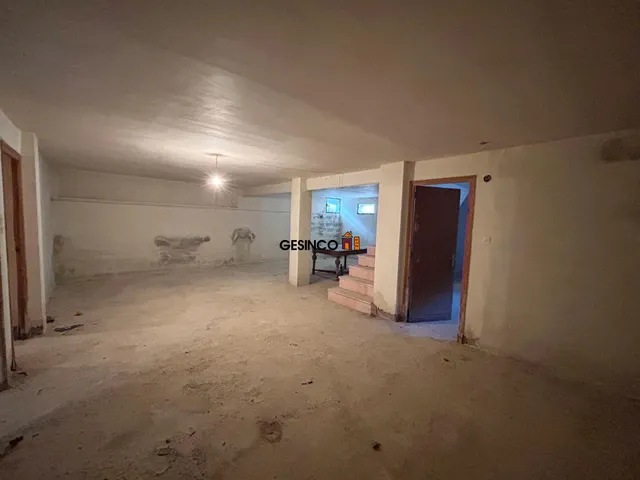 VIVIENDA EN ROTGLA Y CORBERA CON AMPLIAS POSIBILIDADES — 17