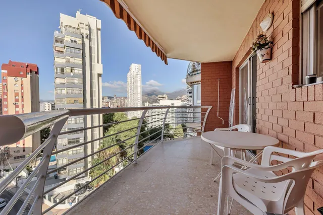 Apartamento de 1 dormitorio en Benidorm — 12