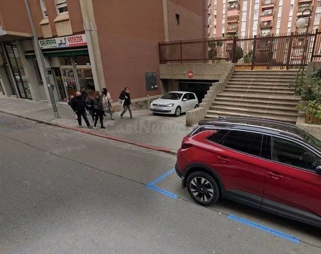 Plaza de parking en venta al lado de la Plaça Catalunya - foto 5