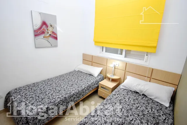 Acogedor en residencial con piscina, garaje y terraza, todo amueblado — 20