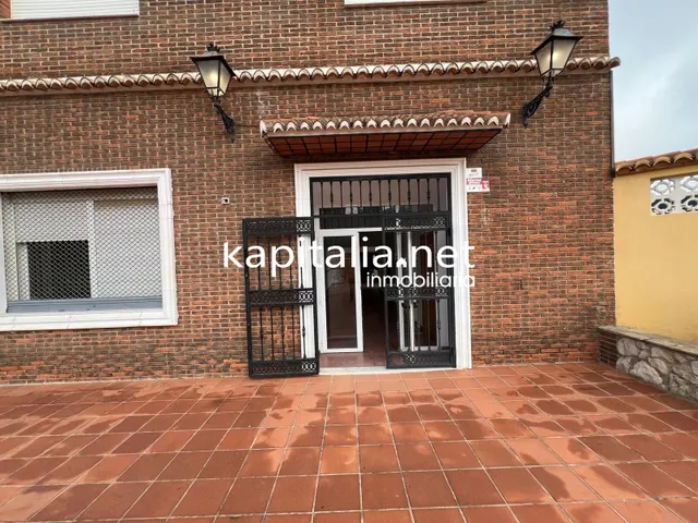 SALON DE EVENTOS EN ALQUILER O VENTA EN GENOVES A 5 MINUTOS DE XATIVA — 2