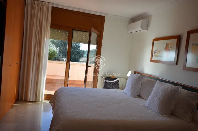 Casa con piscina en venta con vistas espectaculares en Alella — 40