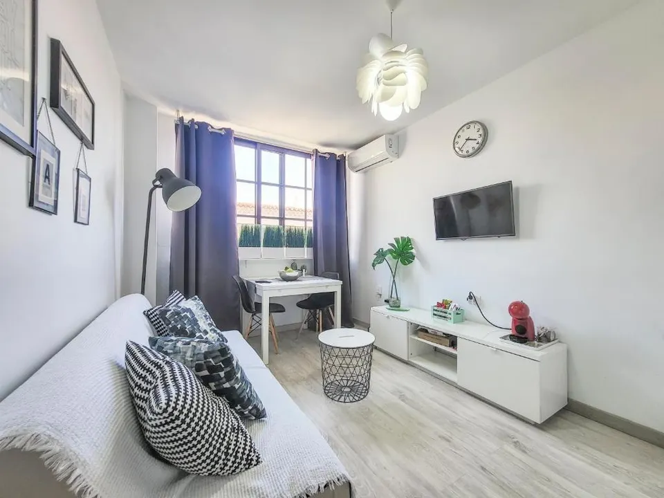 Estudio en Los Cristianos. Arona
