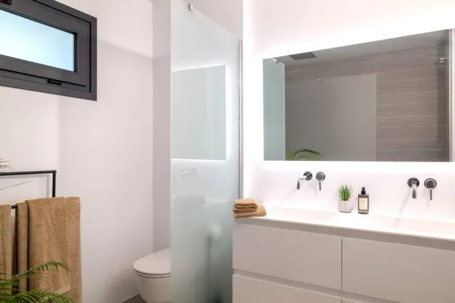 Piso de Lujo de 2 DORM. a ESTRENAR!! amplia TERRAZA y VISTAS AL MAR!!! Los Monteros, MARBELLA — 50