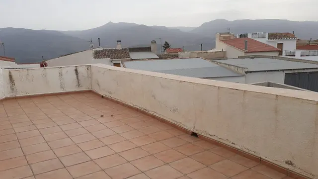 GRAN CASA FAMILIAR DE SIETE habitaciones EN SOMONTÍN, (ALMERÍA). — 31