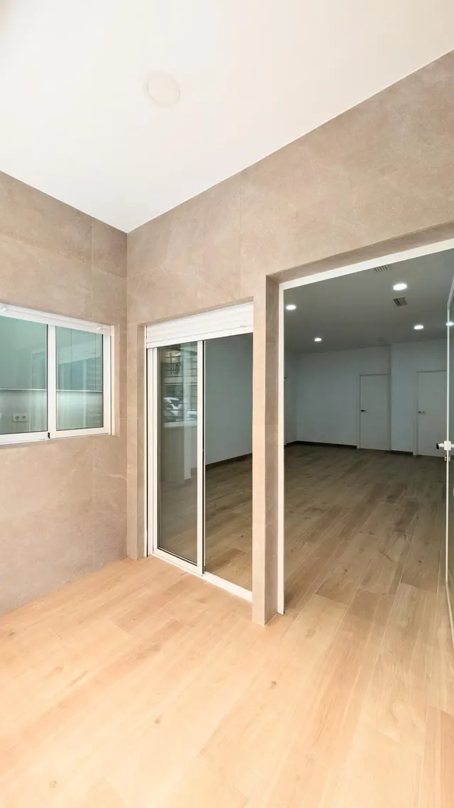 ¡oportunidad única: 2 modelos de planta baja reformada y semiamueblada, exterior en zona poeta miguel hernández! — 12
